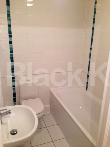 			LET, 2 Bedroom, 1 bath, 1 reception Apartment			 Handforth Road, Oval